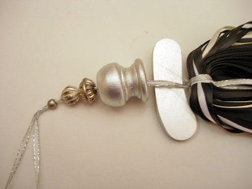 How-to-make-a-tassel-4