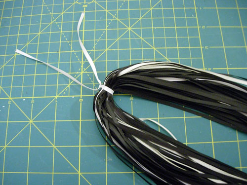 How-to-make-a-tassel-14